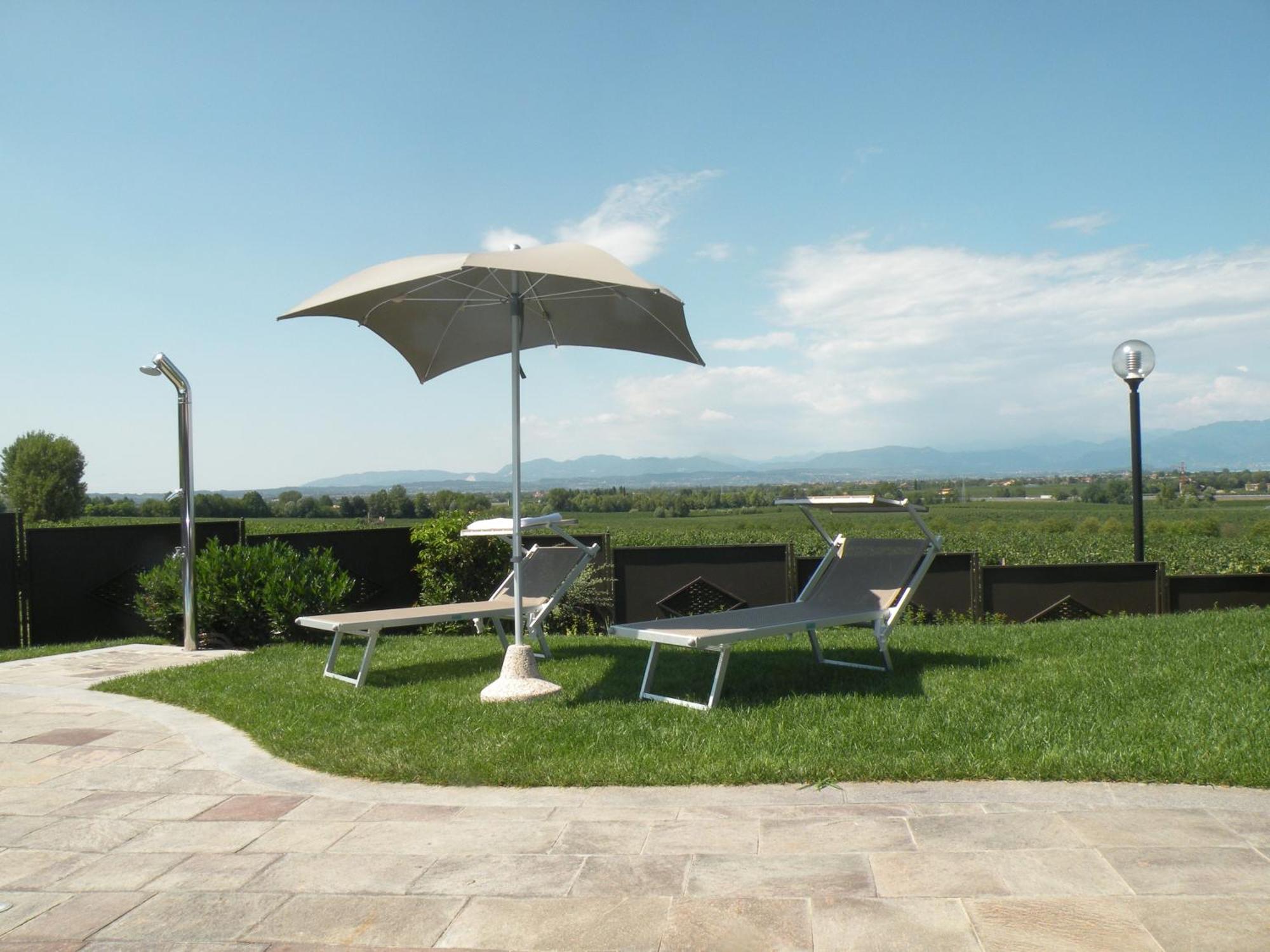 Sweet Life Bed & Breakfast Peschiera del Garda Exterior photo